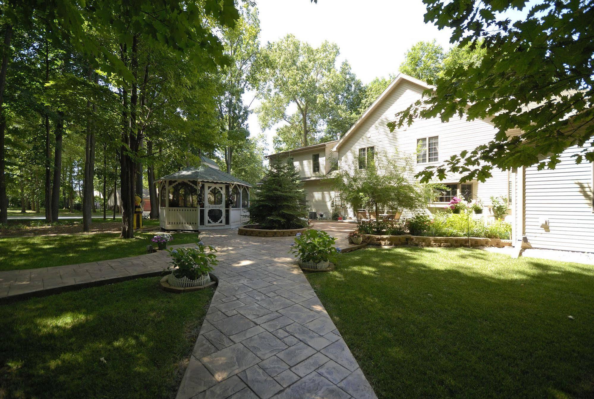 The Roost Bed And Breakfast Епълтън Екстериор снимка
