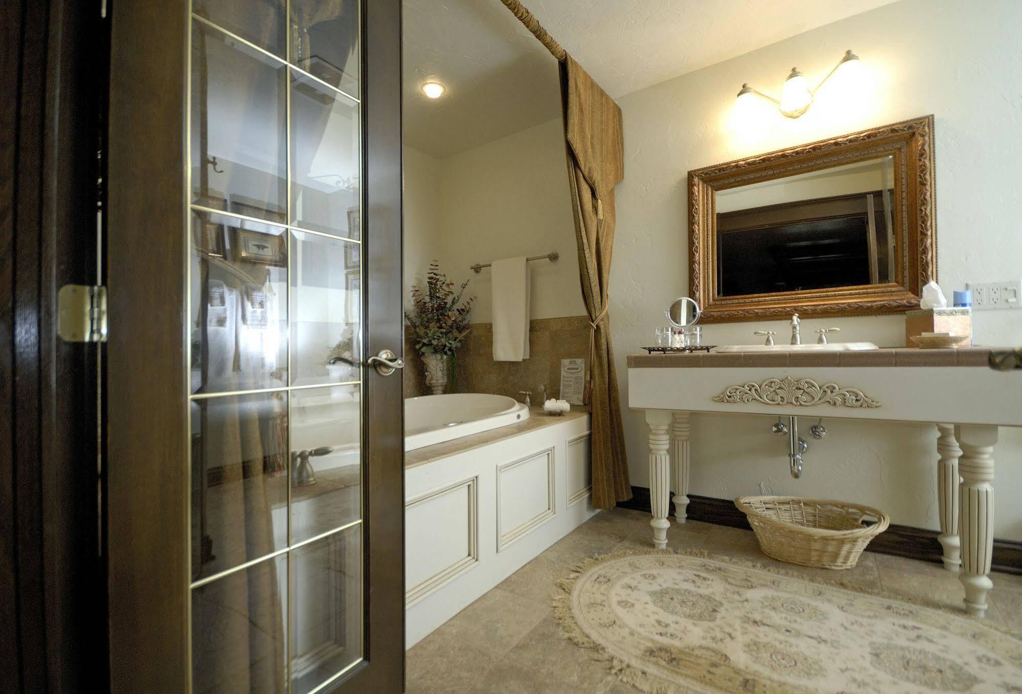 The Roost Bed And Breakfast Епълтън Екстериор снимка